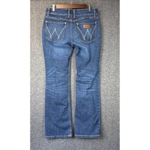 Wrangler Bootcut Jeans Medium Wash Stretch Denim Country Cowgirl Size 30 Western